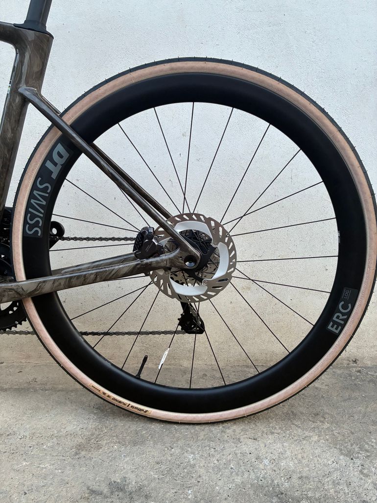 Used Specialized Roubaix Shimano Ultegra Di2 2025 Road & Gravel, Light Gray — image 8 of 8