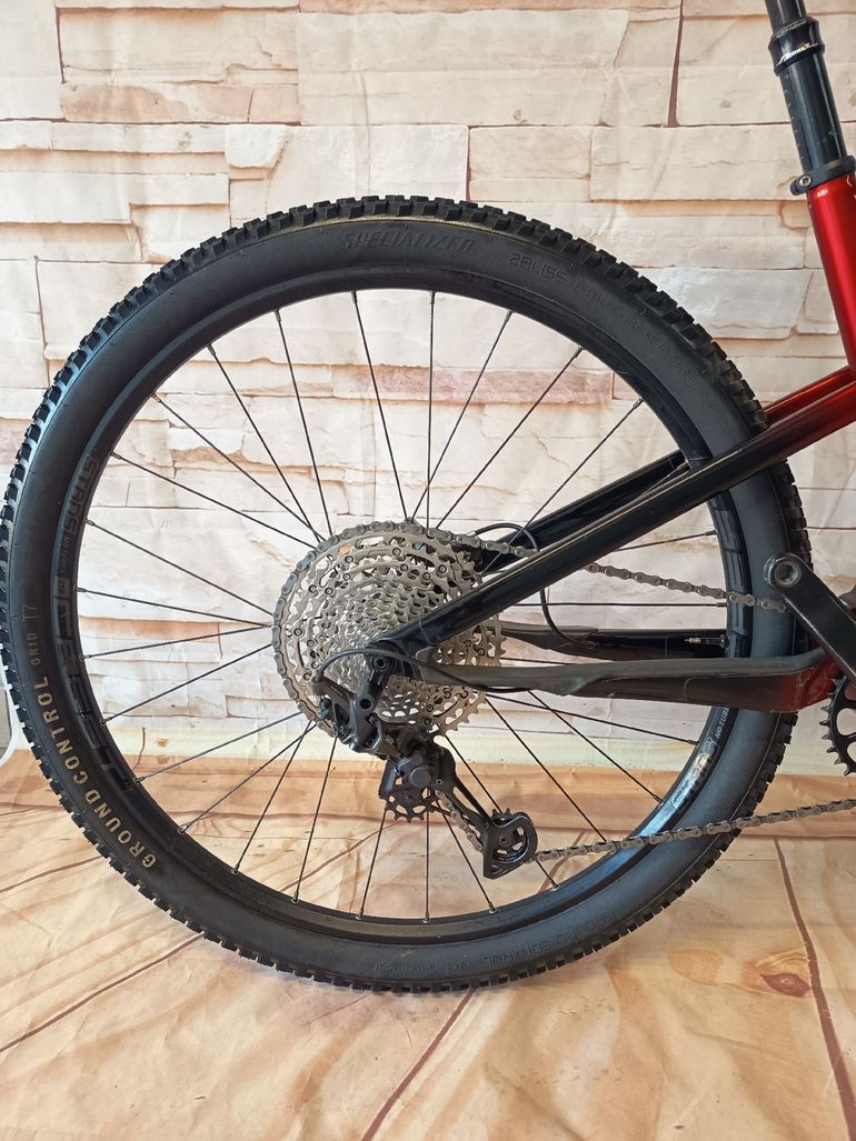 Used Cannondale Scalpel Carbon 3 2022 2022 Mountainbike, Red, 29 — image 6 of 10