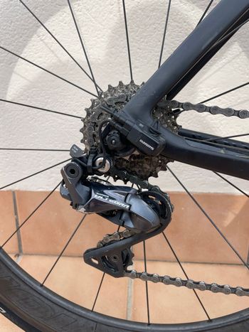Used Canyon Aeroad Shimano Ultegra Di2 2018 Road & Gravel, Negro — image 5 of 6