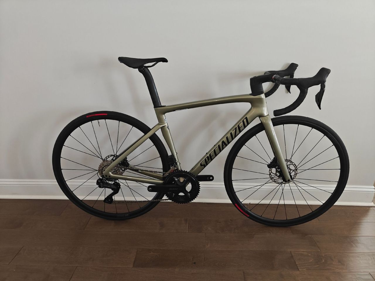 Specialized Tarmac SL7 Comp - Shimano 105 Di2 2025