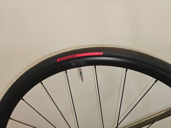 Used Specialized Tarmac SL7 Comp - Shimano 105 Di2 2025 2025 Road & Gravel, Green — image 5 of 9