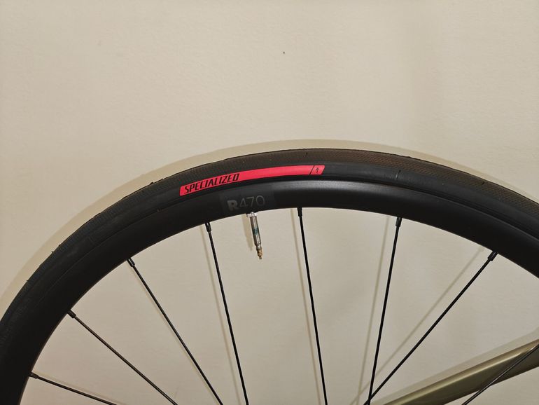 Used Specialized Tarmac SL7 Comp - Shimano 105 Di2 2025 2025 Road & Gravel, Green — image 5 of 9