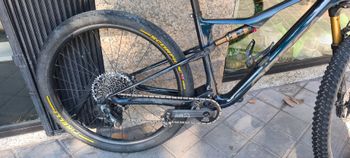 Used Orbea OIZ M-PRO AXS 2023 2023 Mountainbike, Blue, 29 — image 5 of 9