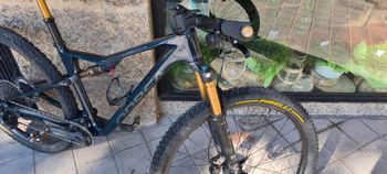 Used Orbea OIZ M-PRO AXS 2023 2023 Mountainbike, Blue, 29 — image 9 of 9