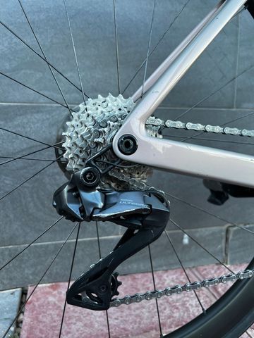 Tweedehands Scott Addict RC Shimano Ultegra Di2 2022 Road & Gravel — afbeelding 3 van 9