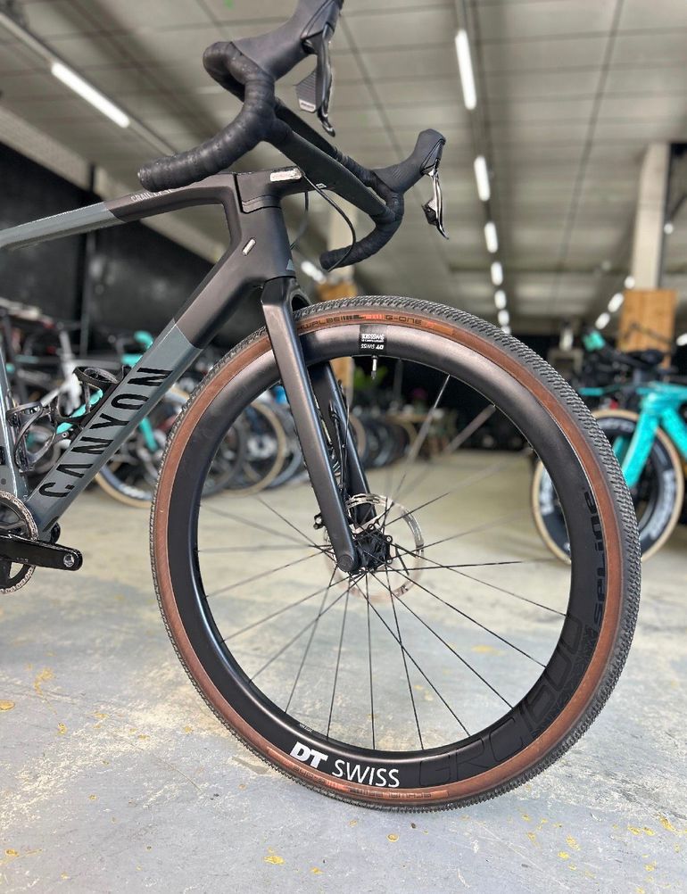 Used AMERICAN AMERICAN Custom SRAM Force eTap AXS 2026 Road & Gravel, Light Gray — image 14 of 15