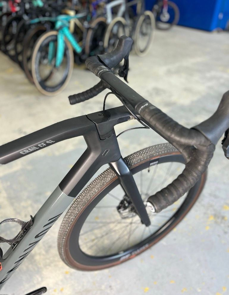 Used AMERICAN AMERICAN Custom SRAM Force eTap AXS 2026 Road & Gravel, Light Gray — image 13 of 15