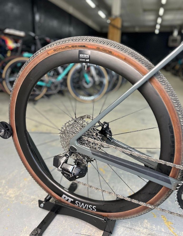 Used AMERICAN AMERICAN Custom SRAM Force eTap AXS 2026 Road & Gravel, Light Gray — image 12 of 15
