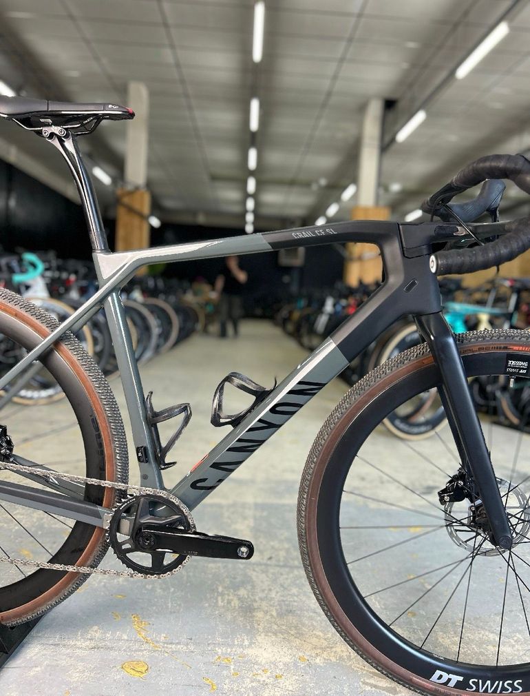 Used AMERICAN AMERICAN Custom SRAM Force eTap AXS 2026 Road & Gravel, Light Gray — image 11 of 15