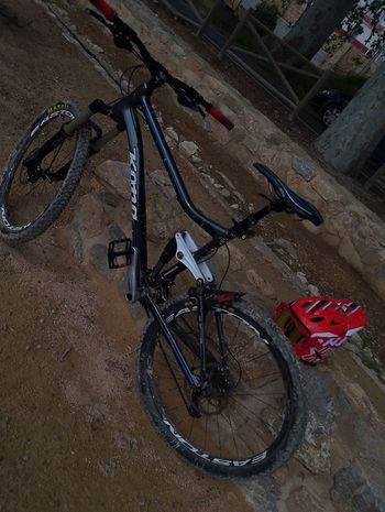 Used Kona Tanuki Shimano 105 Di2 2012 Mountainbike — image 3 of 3