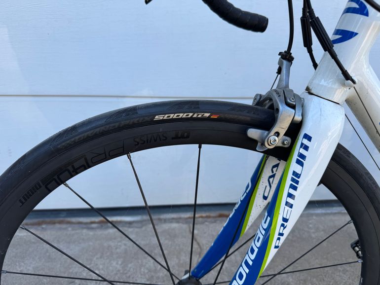 Used Cannondale CAAD9 2010 Road & Gravel, Weiß — image 4 of 6