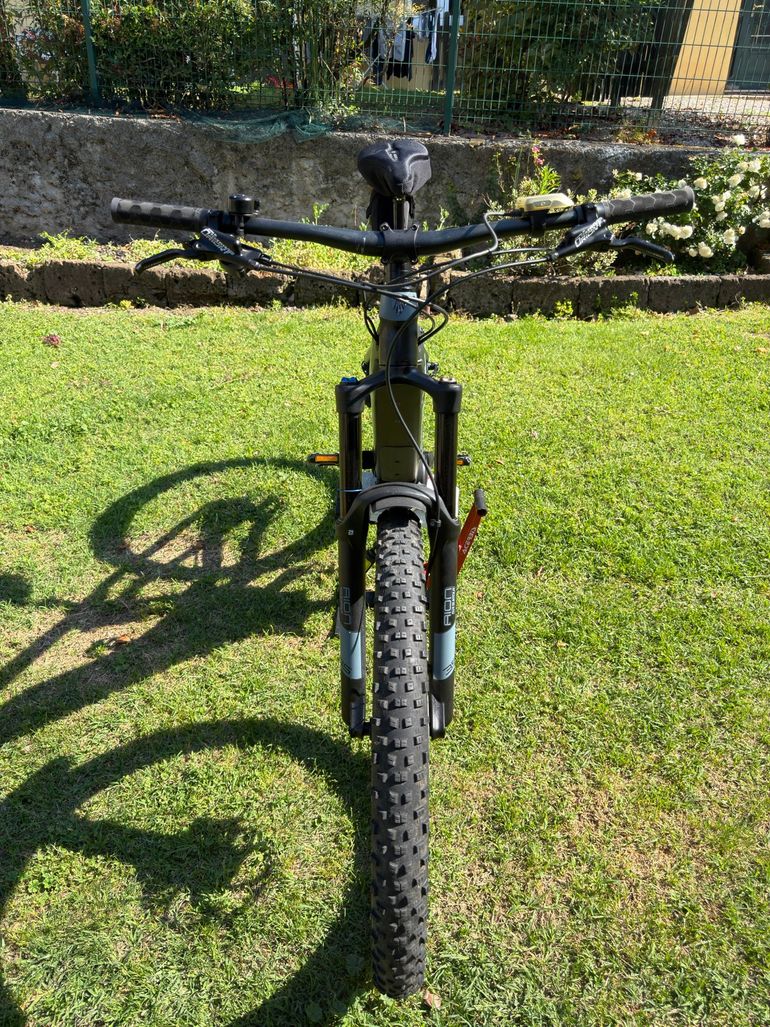 Used Trek Powerfly 7 FS Plus 2018 2018 Mountainbike, Black, 27.5 — image 11 of 11