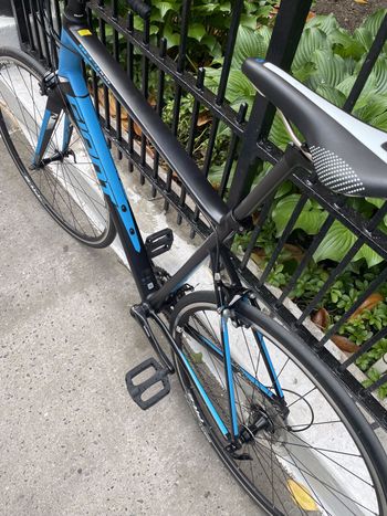 Used Giant Defy 3 2015 2015 Road & Gravel, Blue — image 2 of 5