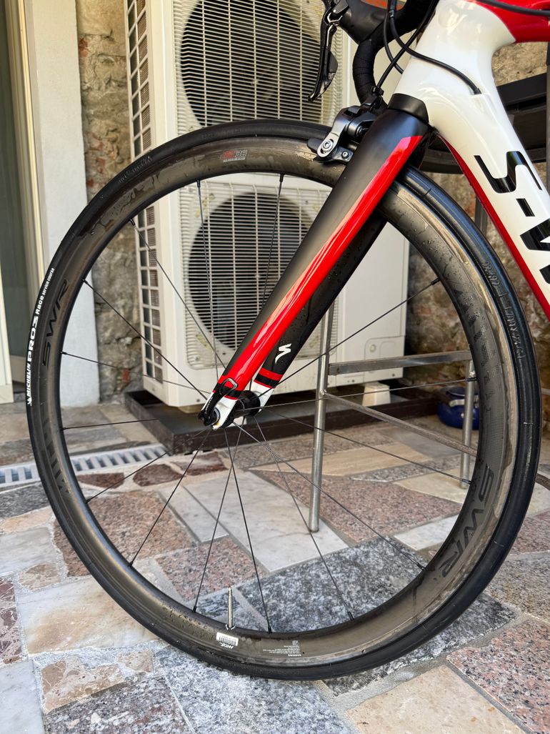 Used Specialized Men's Tarmac SL5 Expert DA 2018 2018 Road & Gravel, White — image 4 of 7