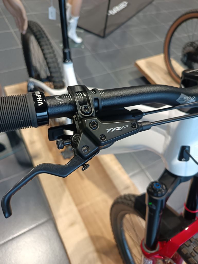 Used Commencal META POWER SX 800 ROCKSHOX 2026 2026 Mountainbike, Weiß, 29, 27.5 — image 6 of 6