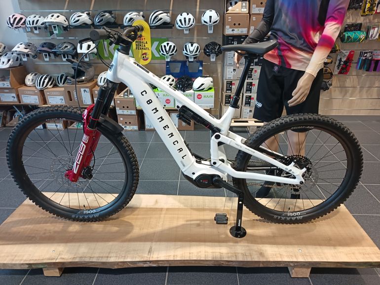 Used Commencal META POWER SX 800 ROCKSHOX 2026 2026 Mountainbike, Weiß, 29, 27.5 — image 2 of 6