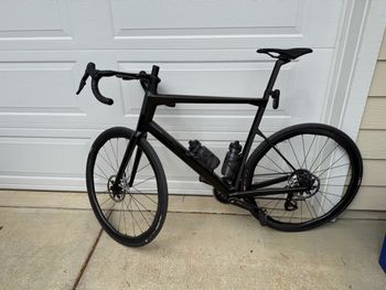 Used BMC Masterpiece SLR01 2024 Road & Gravel, Black — image 12 of 13