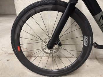 Used Canyon Grail CF SLX 8 AXS 2024 2024 Road & Gravel, Green — image 7 of 8