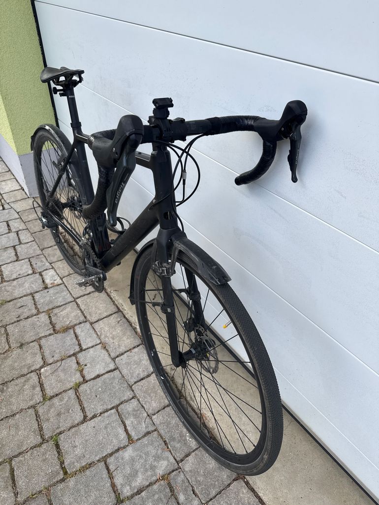 Used Canyon Endurace WMN AL 6.0 2021 2021 Road & Gravel, Black — image 6 of 6