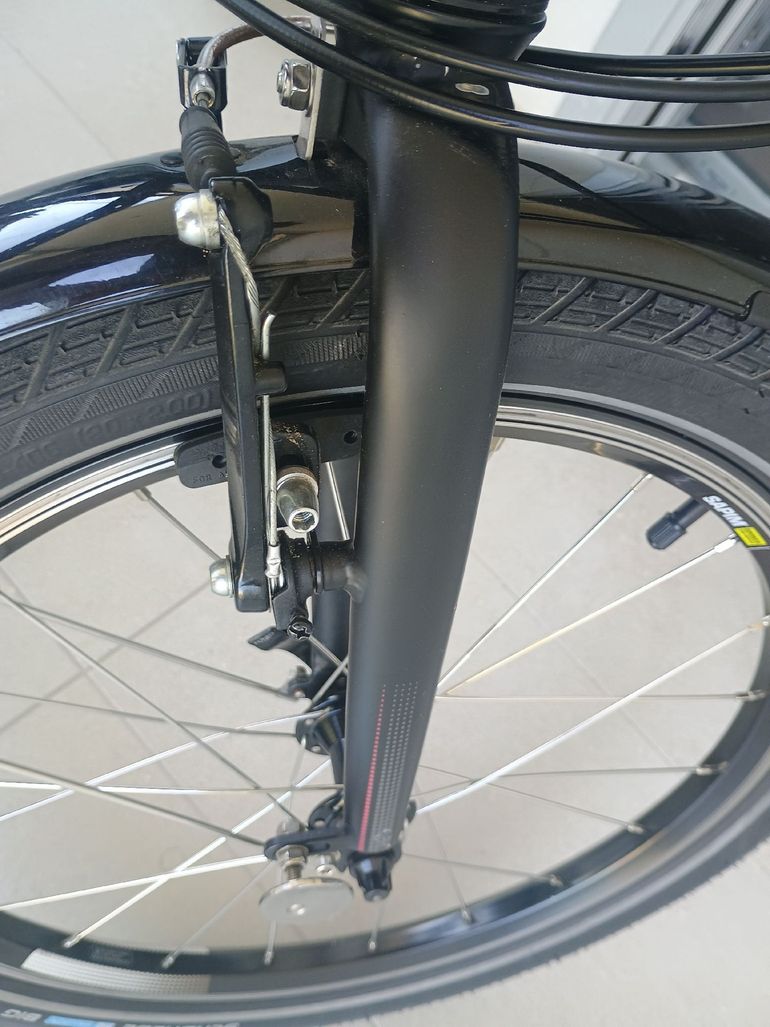 Used Tern Link D8 2024 2024 Urban, Black — image 11 of 17