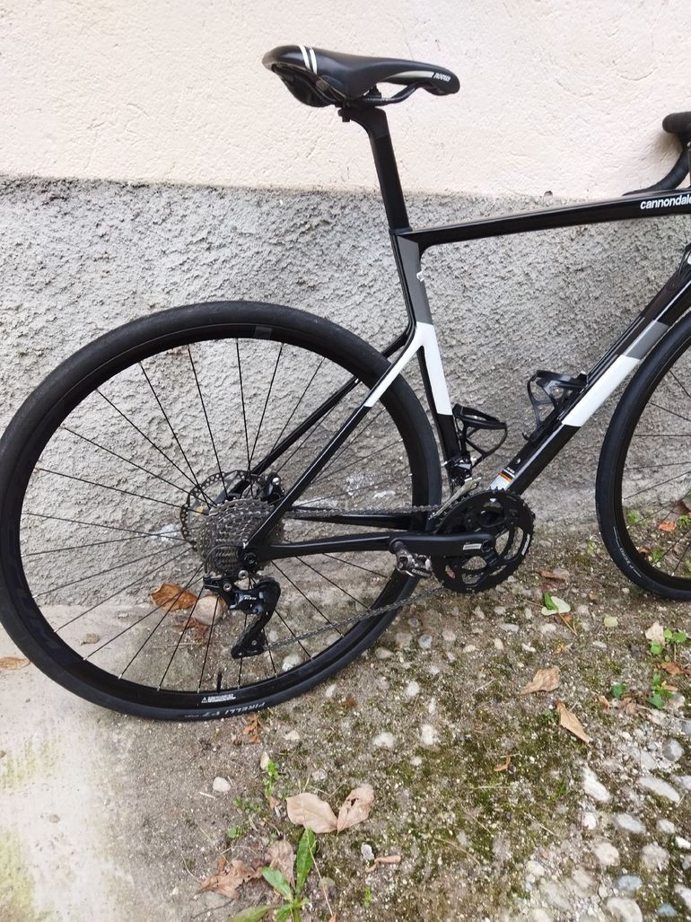 Used Cannondale SuperSix EVO Neo 3 2023 2023 Road & Gravel, Black — image 3 of 10