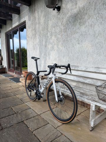 Brugt Canyon Ultimate Shimano 105 Di2 2023 Road & Gravel — billede 5 af 8