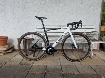 Used Canyon Ultimate Shimano 105 Di2 2023 Road & Gravel