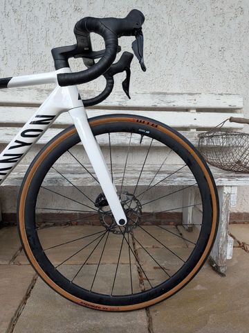 Brugt Canyon Ultimate Shimano 105 Di2 2023 Road & Gravel — billede 3 af 8