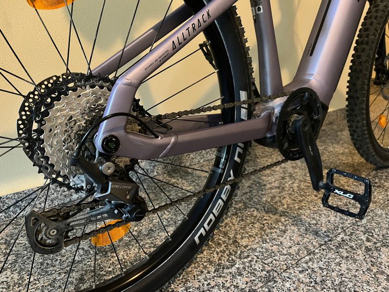 Used Haibike AllTrack 7 2024 2024 Mountainbike, Light Gray, 27.5 (650B) — image 5 of 9