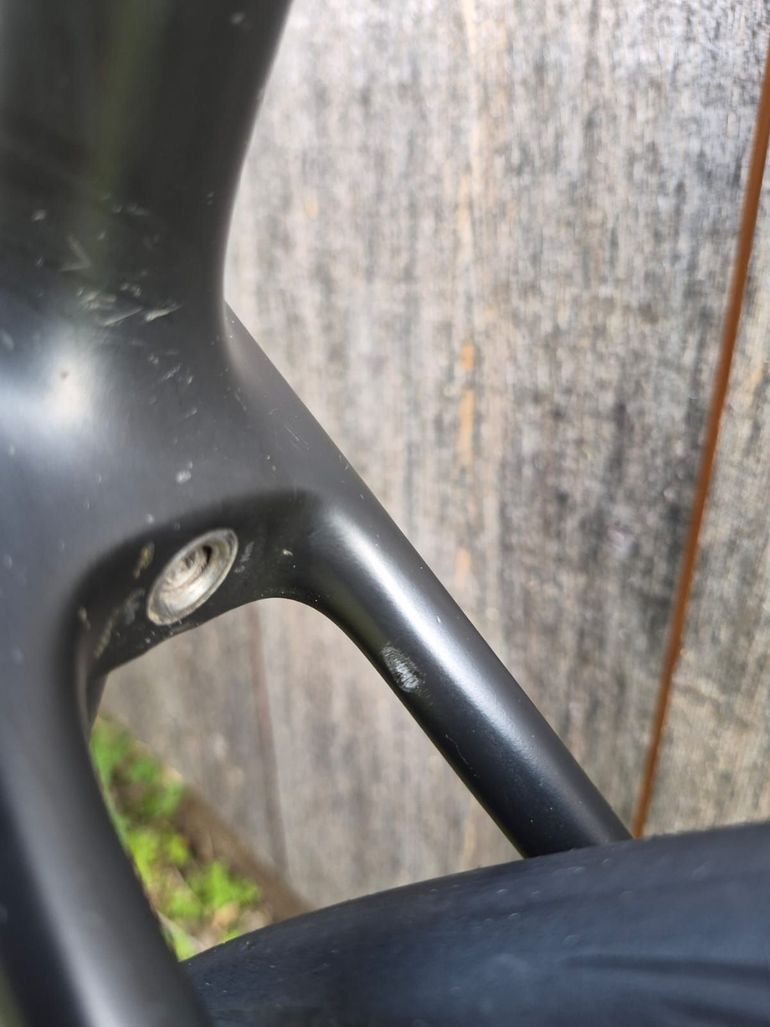 Used Canyon Ultimate CF SL Disc 8.0 Di2 2019 2019 Road & Gravel — image 10 of 16