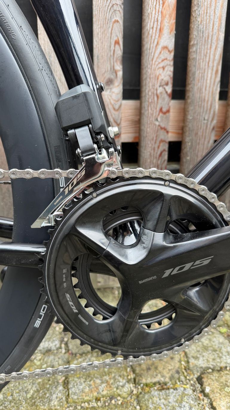 Used Specialized Tarmac SL8 Expert 2024 2024 Road & Gravel, Black — image 3 of 12