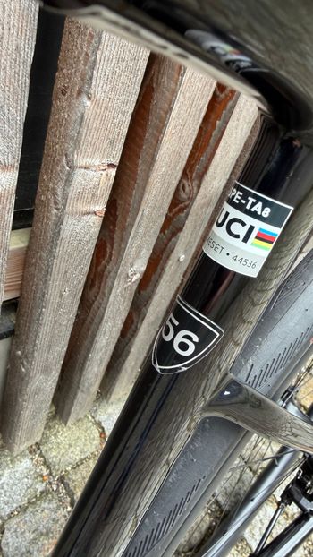 Used Specialized Tarmac SL8 Expert 2024 2024 Road & Gravel, Black — image 8 of 12