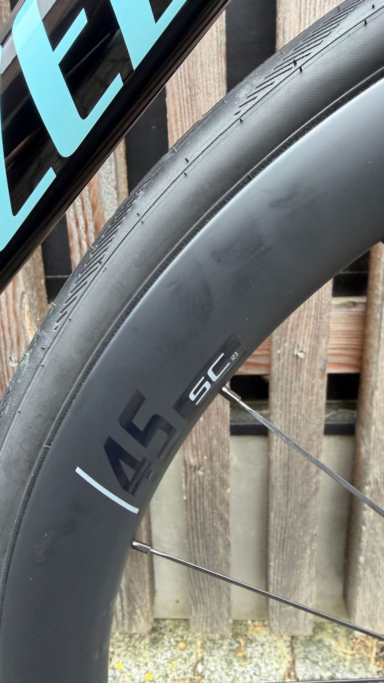Used Specialized Tarmac SL8 Expert 2024 2024 Road & Gravel, Black — image 10 of 12