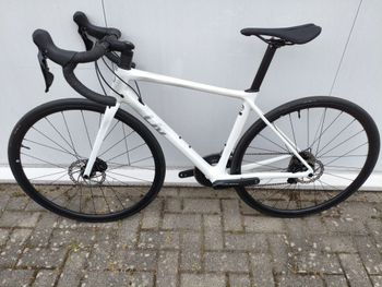 Used Liv Langma, Advanced Disc 2 2022 2022 Road & Gravel, White — image 4 of 12