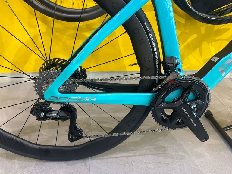 Used Pinarello DOGMA F DURA ACE Di2 2025 2025 Road & Gravel, Blue — image 3 of 5