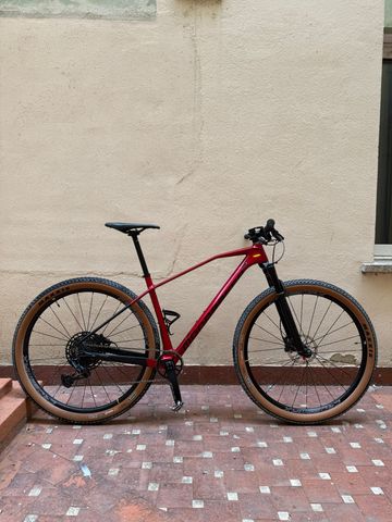 Gebrauchtes Mondraker CHRONO CARBON R 2022 2022 Mountainbike, Rot, 29 — Bild 1 von 6