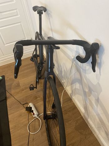 Used Canyon Endurace CF SLX 8 AXS 2023 2023 Road & Gravel, Black — image 4 of 6