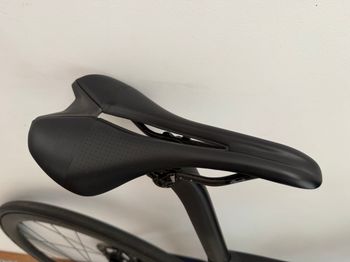 Used Specialized S-Works Tarmac SL6 Disc - Dura Ace Di2 2020 2020 Road & Gravel — image 5 of 10