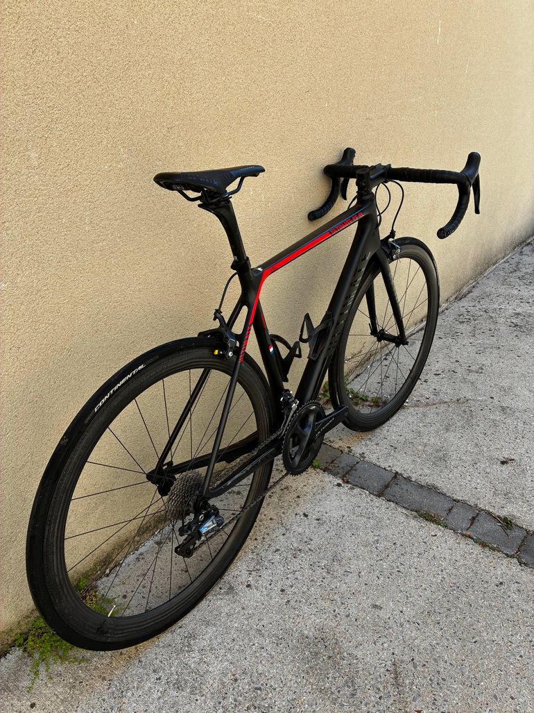 Used Canyon Canyon Ultimate CF SL 8 Ultegra 2018 Road & Gravel, Nero — image 1 of 4