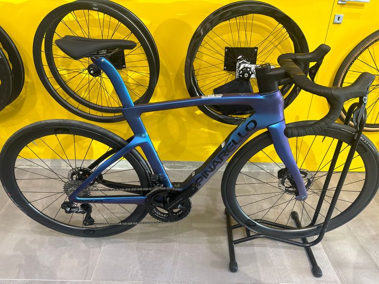 Used Pinarello DOGMA F DURA ACE Di2 2025 2025 Road & Gravel, Purple — image 2 of 7