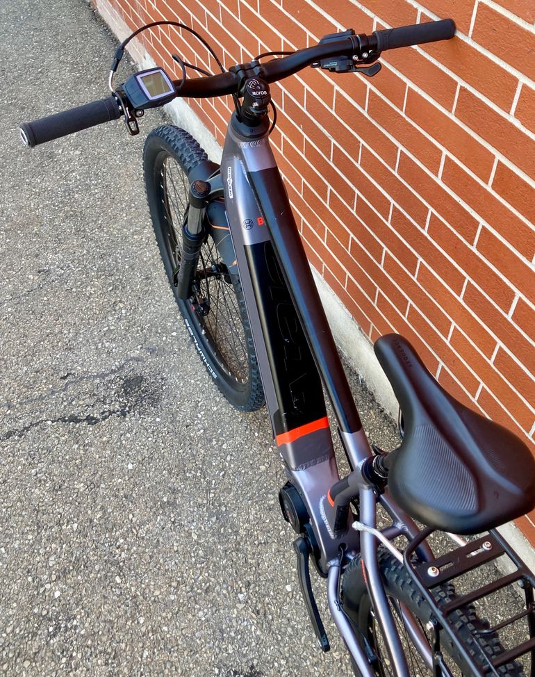 Used Atala Atala B-Cross Bosch Performance CX 2022 Urban, Light Gray — image 8 of 9