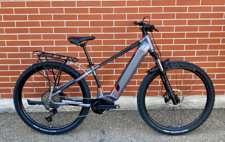 Used Atala Atala B-Cross Bosch Performance CX 2022 Urban, Light Gray — image 1 of 9