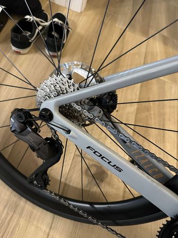Used Focus IZALCO MAX 9.8 2024 2024 Road & Gravel — image 3 of 5
