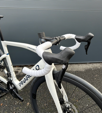 Used Pinarello F5 105 Di2 2025 2025 Road & Gravel — image 3 of 4