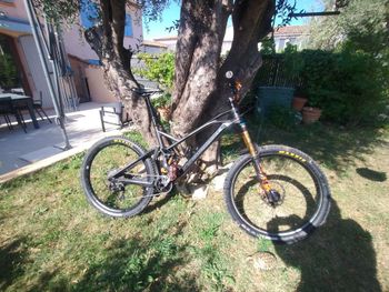 Used Mondraker Dune Shimano Deore XT 2018 Mountainbike, Black — image 4 of 5