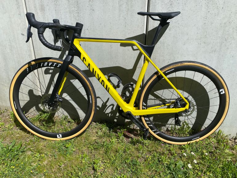 Used Canyon Inflite CF SLX 9 2020 2020 Road & Gravel — image 1 of 3