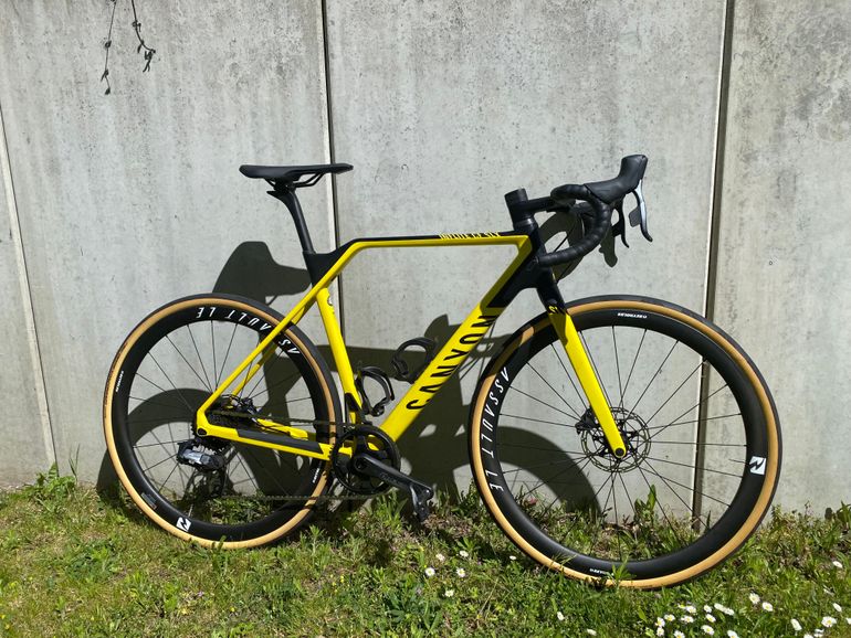 Used Canyon Inflite CF SLX 9 2020 2020 Road & Gravel — image 2 of 3
