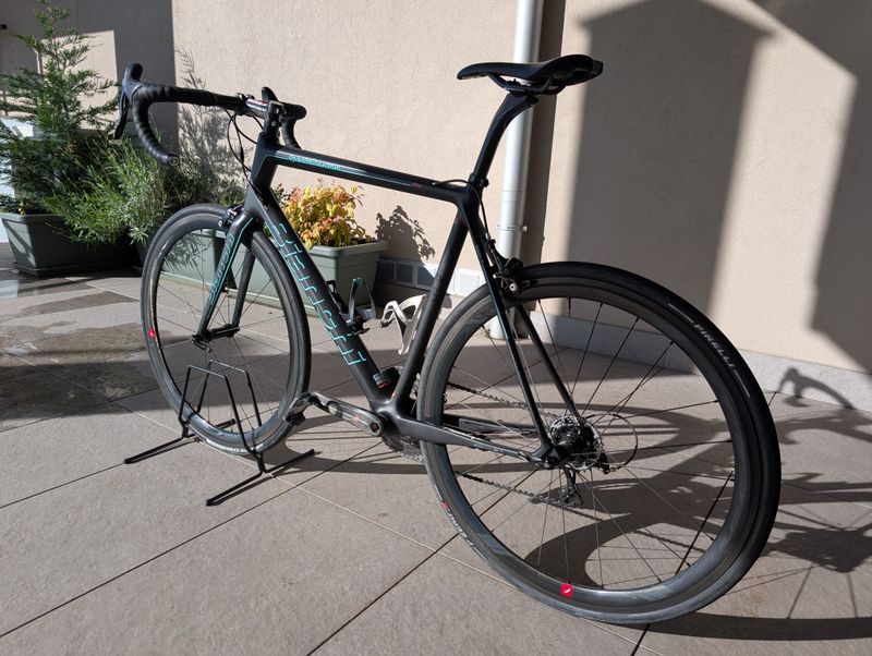 Used Bianchi Specialissima Super Record 2018 2018 Road & Gravel, Black — image 2 of 9