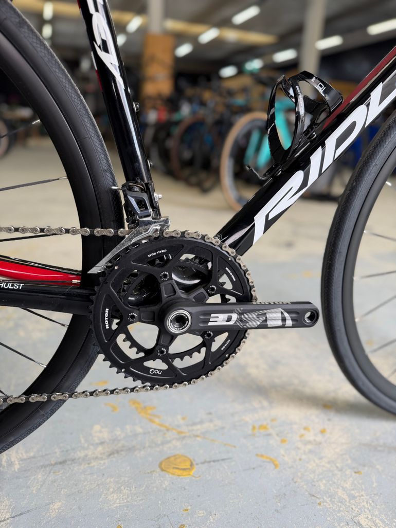 Used Ridley Fenix SL Disc - Ultegra 2019 2019 Road & Gravel, Black — image 9 of 23
