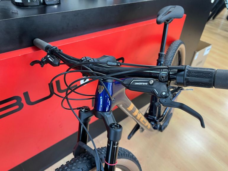 Used Trek Supercaliber SL 9.7 GX AXS Gen 2 2026 2026 Mountainbike, Blue, 29 — image 9 of 10